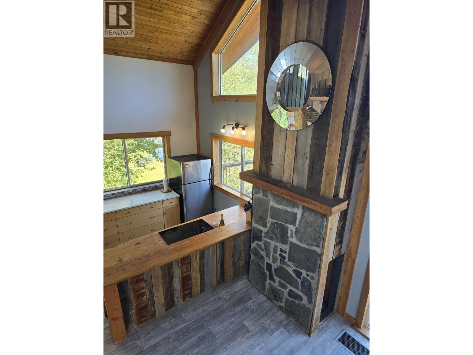 Photo 10 of 291 Colgrove Road, Hixon BC
