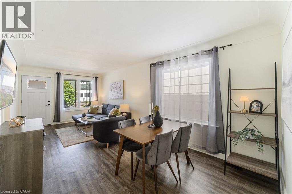 Photo 5 of 22 Houghton Avenue N, Hamilton ON