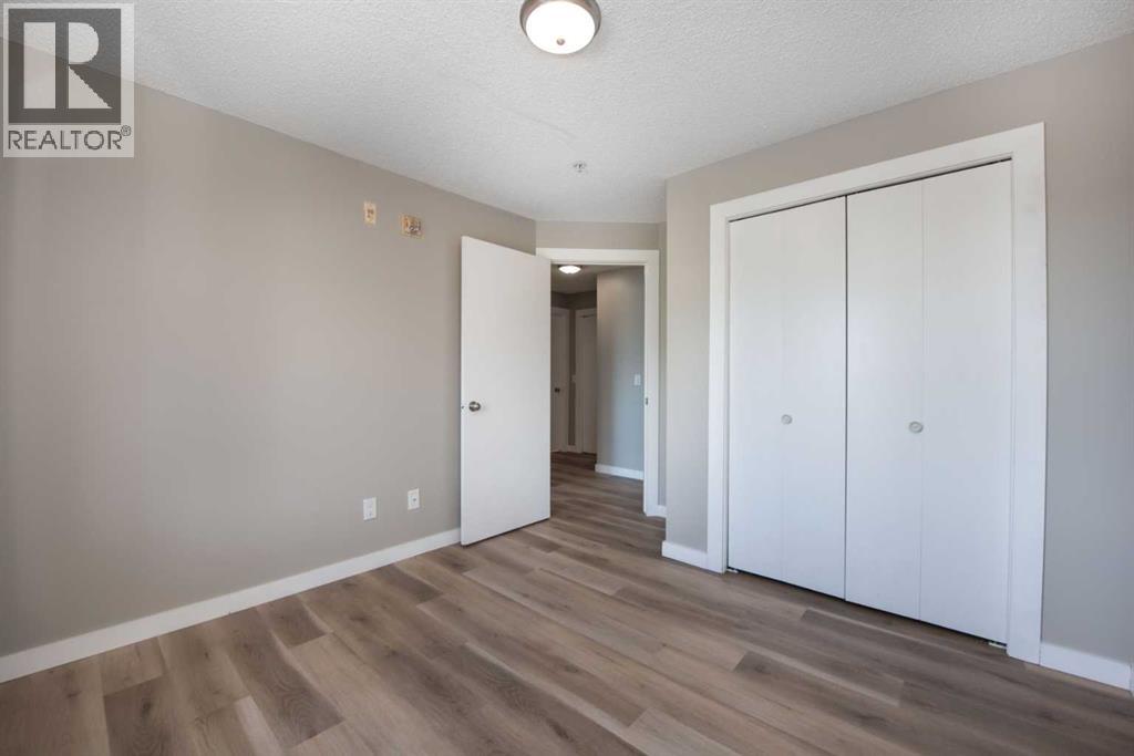 Photo 20 of 6204 304 Mackenzie Way Sw, Airdrie AB