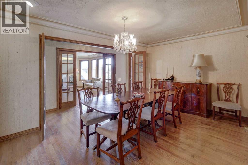 Photo 8 of 76 Edgeland Road Nw, Calgary AB