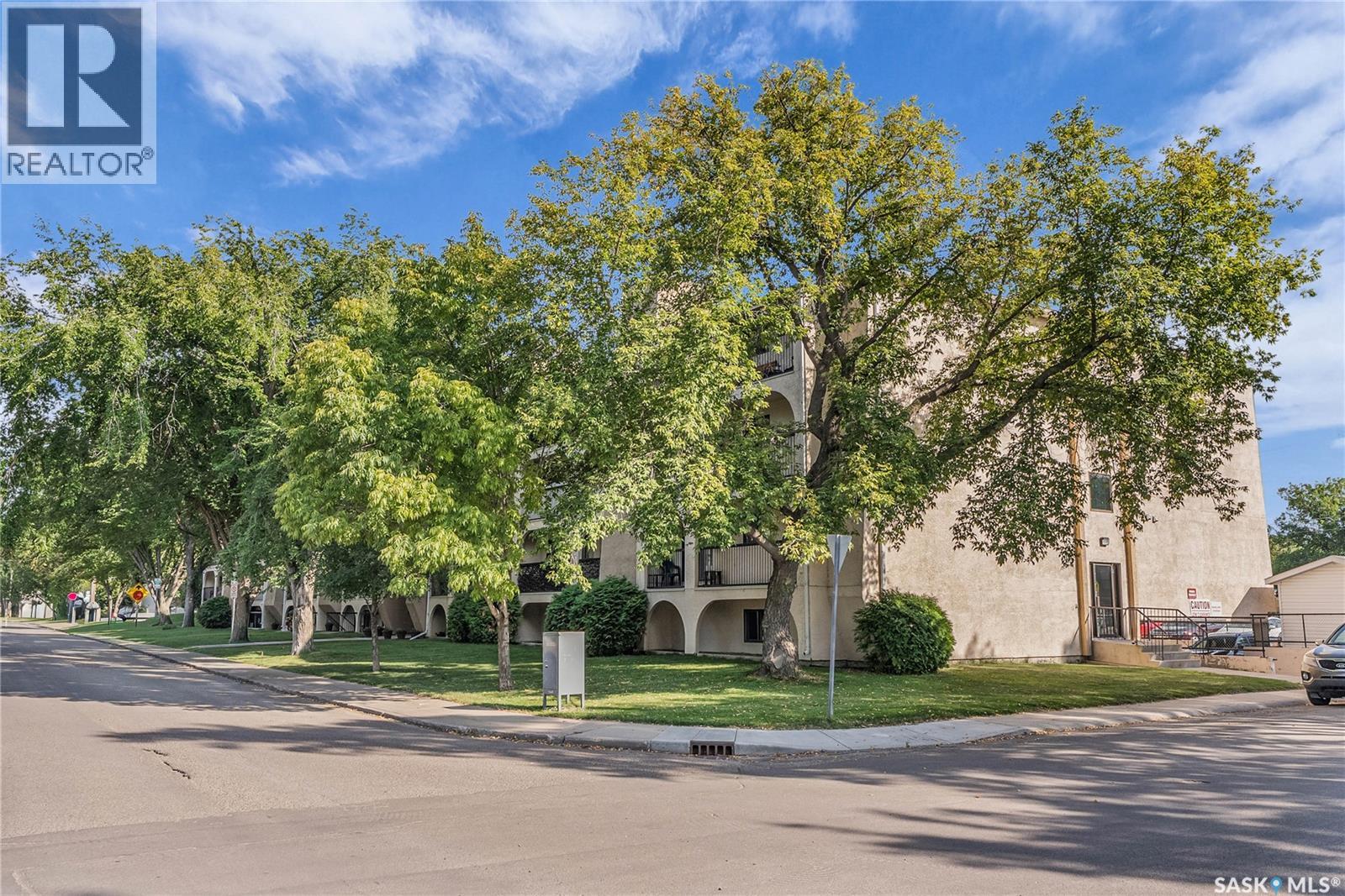Photo 2 of 206 610 Hilliard Street W, Saskatoon SK