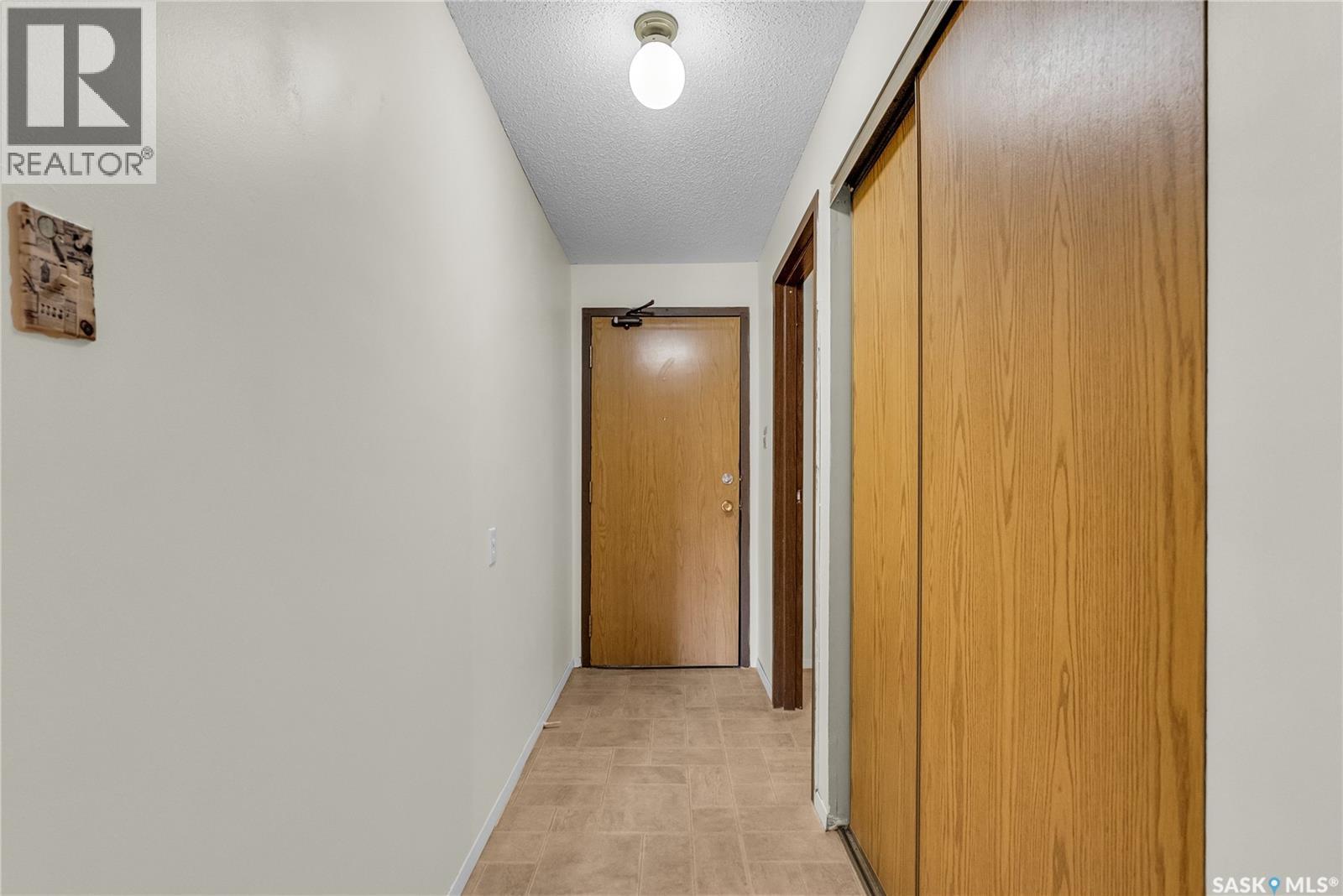 Photo 4 of 206 610 Hilliard Street W, Saskatoon SK