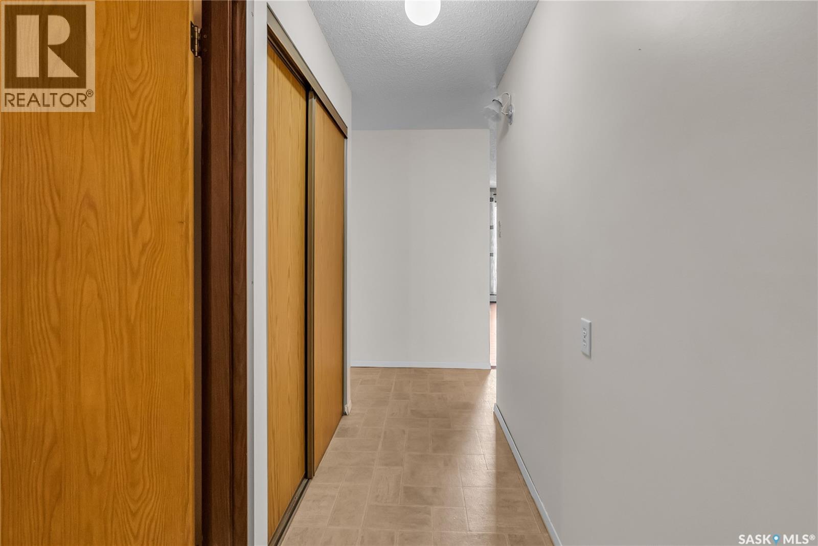 Photo 5 of 206 610 Hilliard Street W, Saskatoon SK