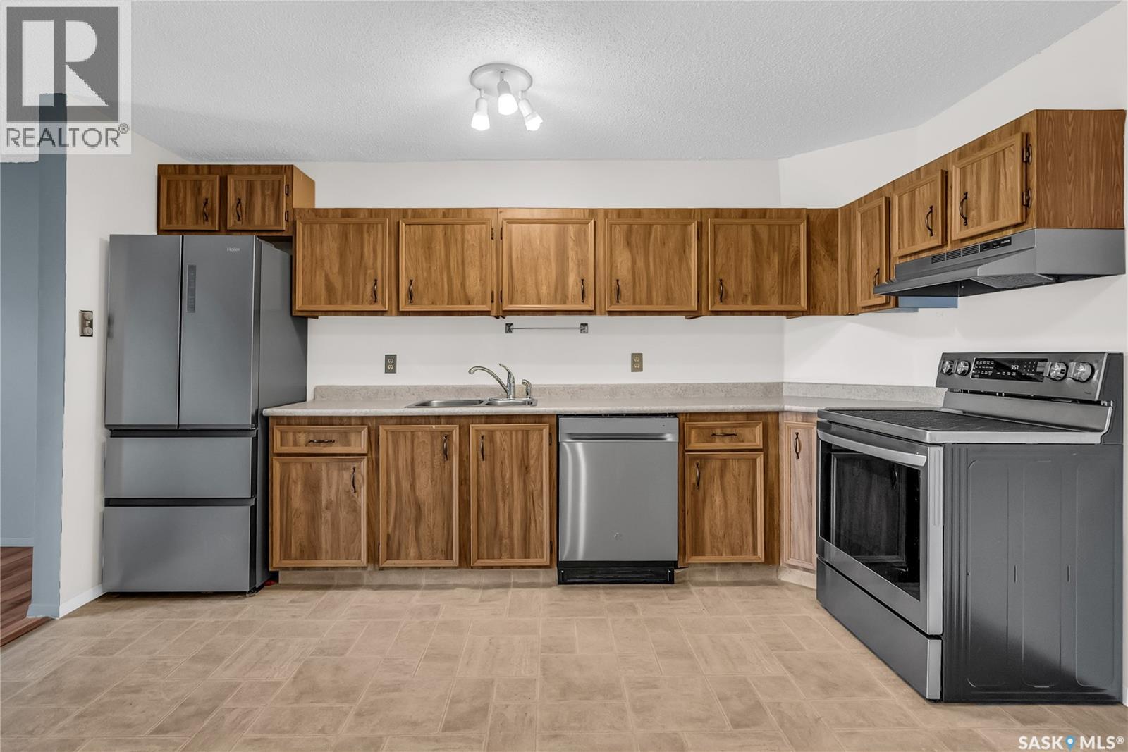 Photo 9 of 206 610 Hilliard Street W, Saskatoon SK