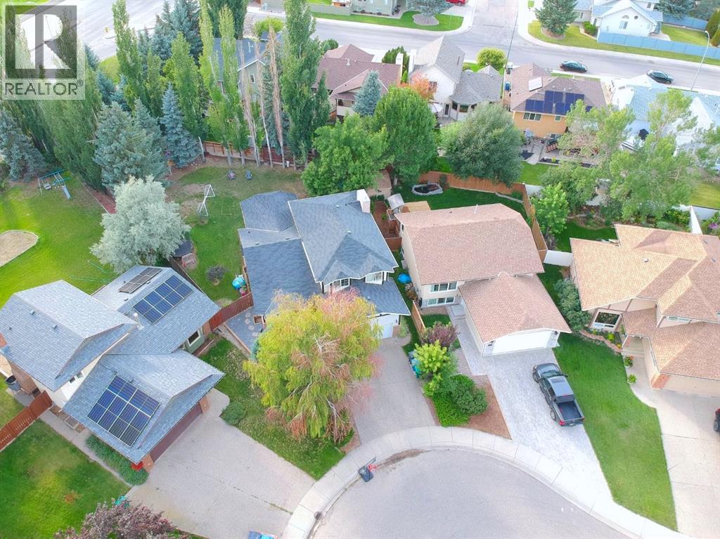 Photo 6 of 125 Sherwood Place W, Lethbridge AB