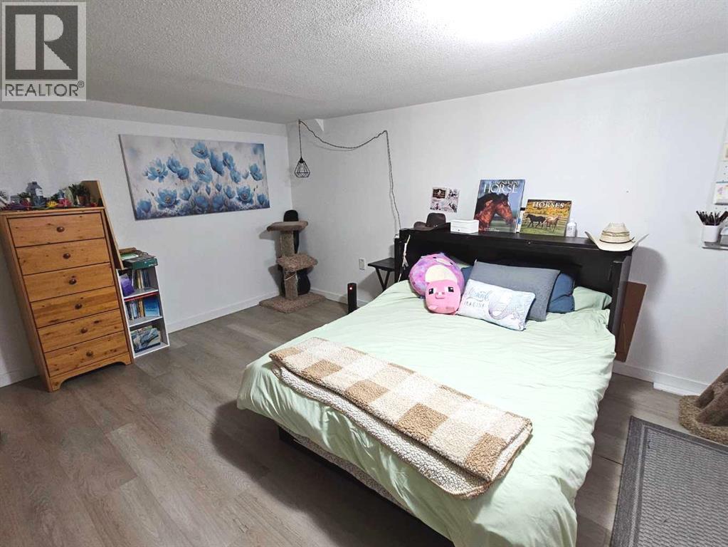 Photo 36 of 125 Sherwood Place W, Lethbridge AB