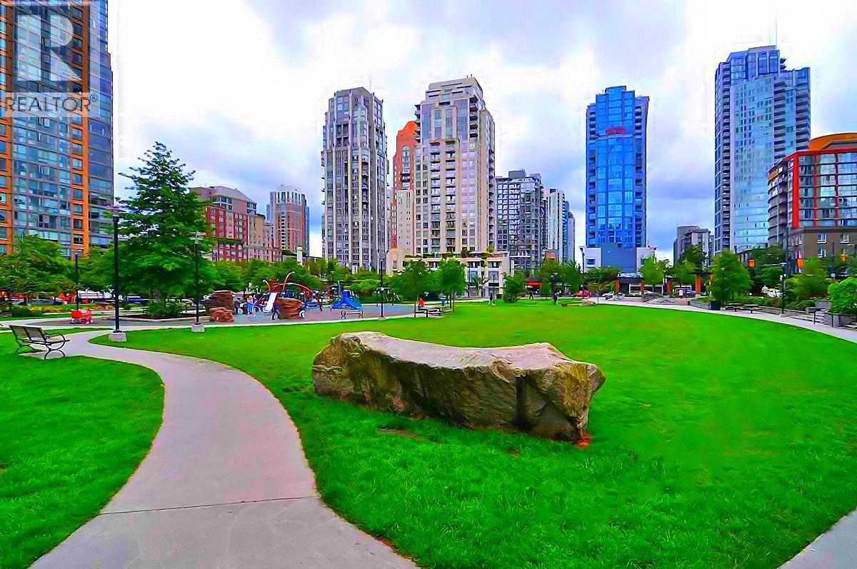 Photo 3 of 1809 1082 Seymour Street, Vancouver BC