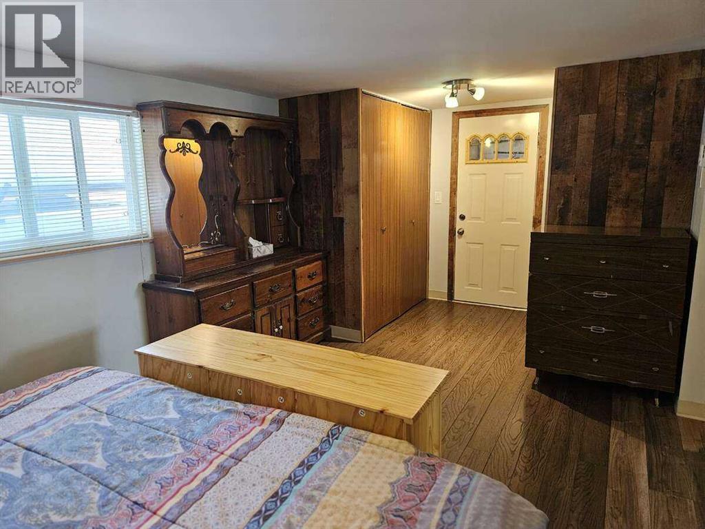 Photo 20 of 431 3223 83 Street Nw, Calgary AB