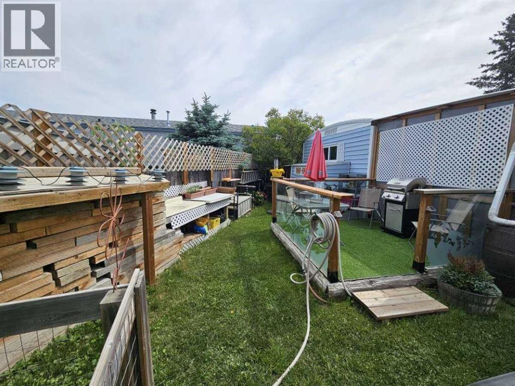 Photo 25 of 431 3223 83 Street Nw, Calgary AB