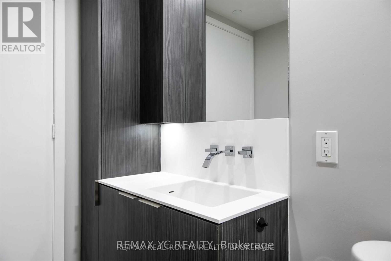 Photo 12 of 924 12 Bonnycastle Street, Toronto ON