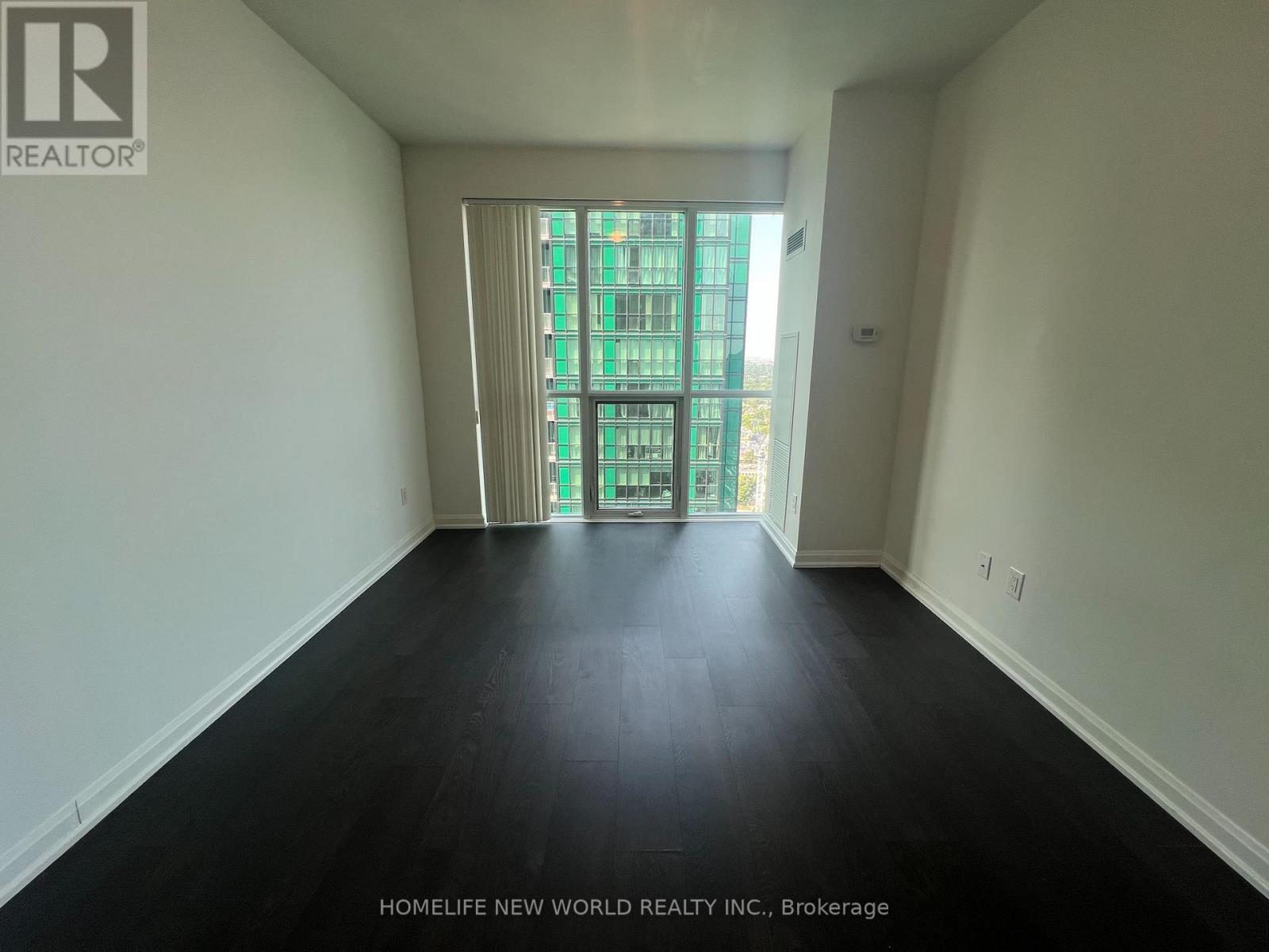 Photo 12 of 3007 9 Bogert Avenue, Toronto ON