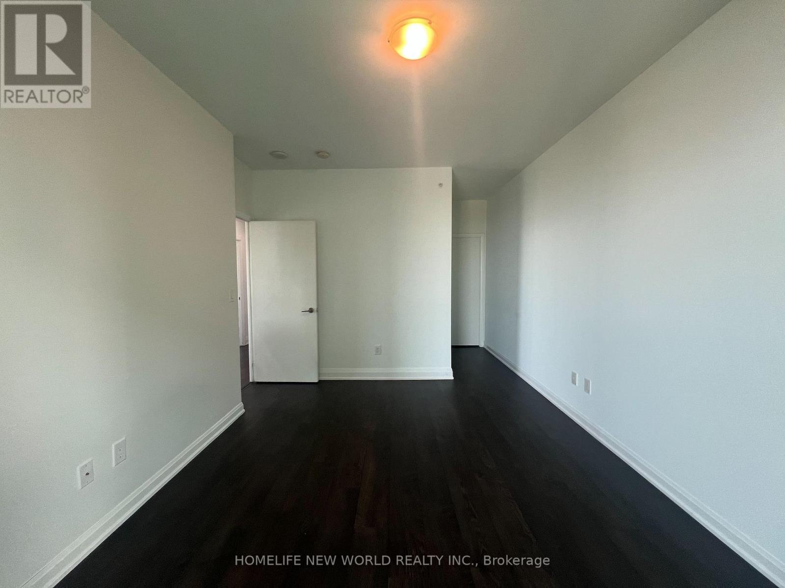 Photo 14 of 3007 9 Bogert Avenue, Toronto ON