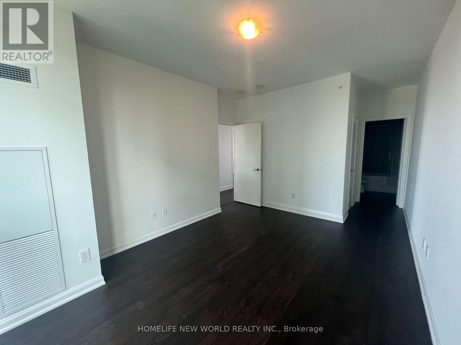 Photo 15 of 3007 9 Bogert Avenue, Toronto ON