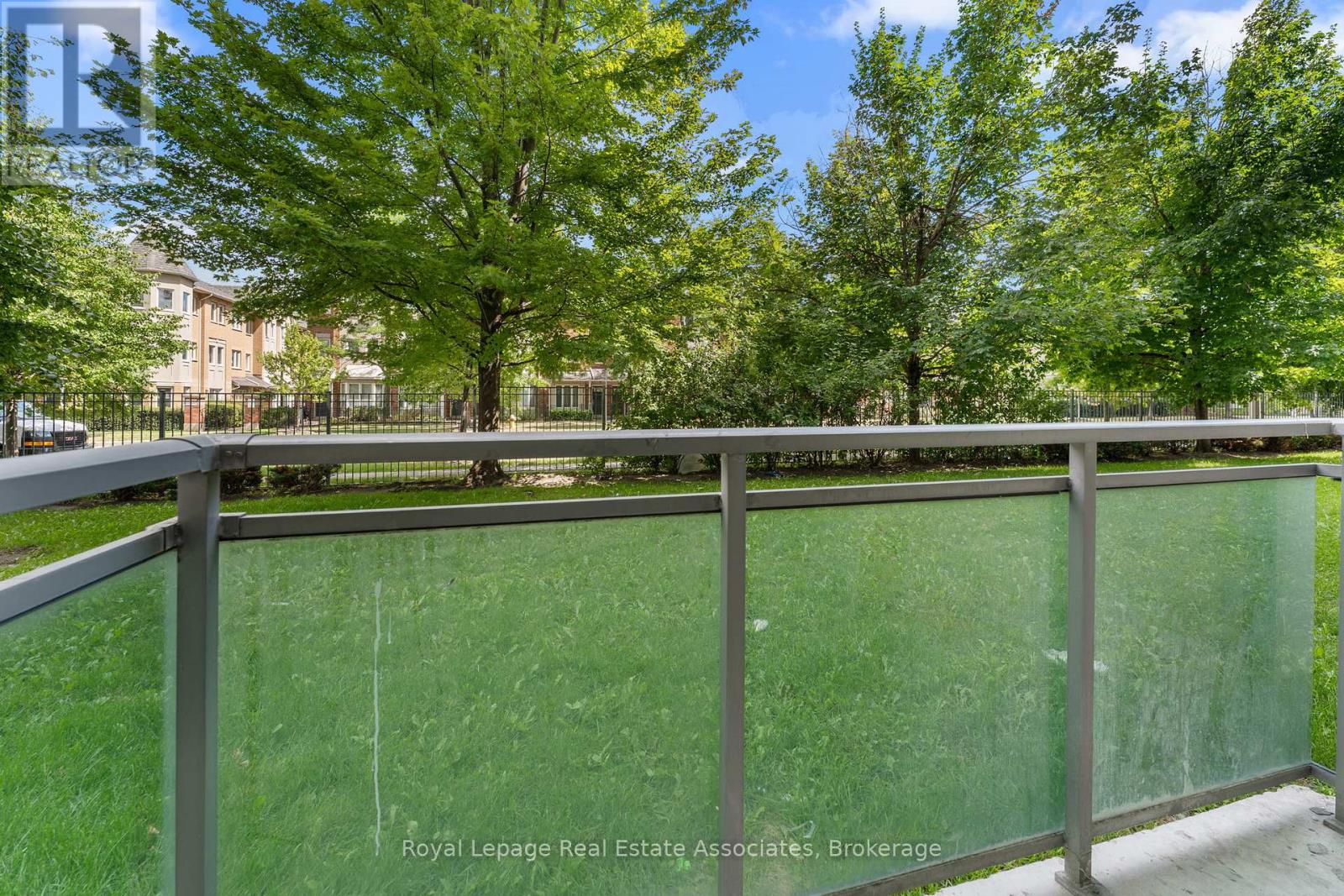 Photo 10 of P 1 M 8 Rosebank Drive, Toronto ON