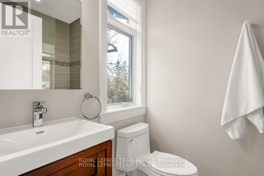 Photo 24 of 77 Placel Road, Ottawa ON