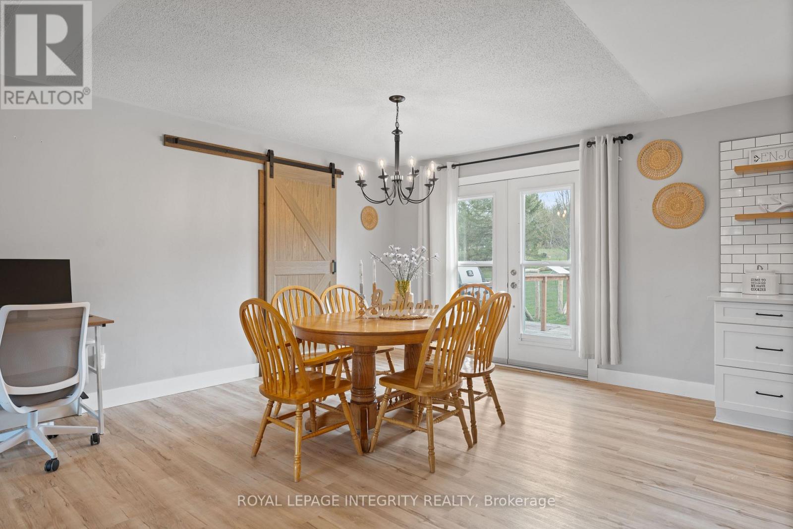 Photo 10 of 6 Aimee Lane, North Grenville ON