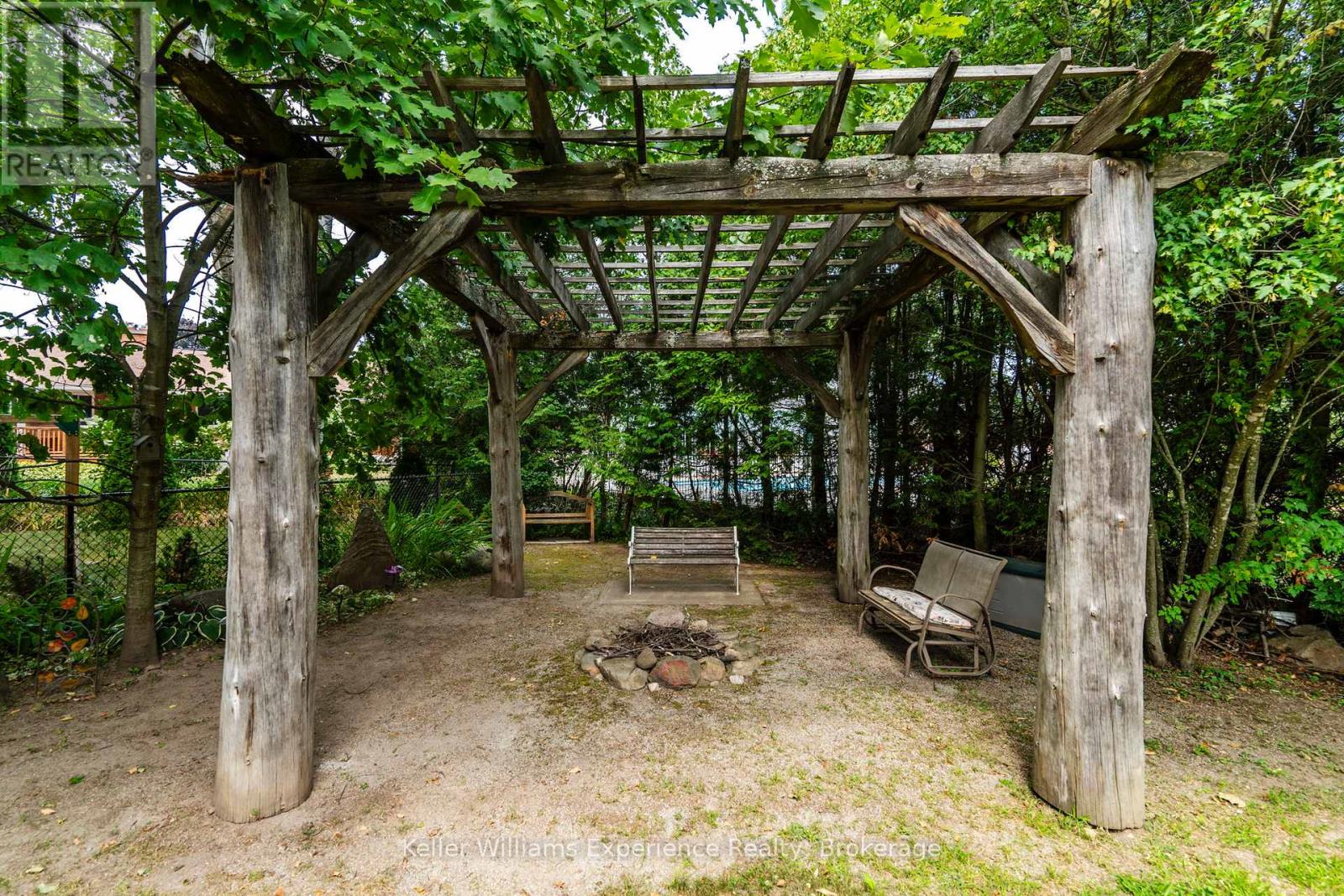 Photo 24 of 1128 Edgar Court, Midland ON