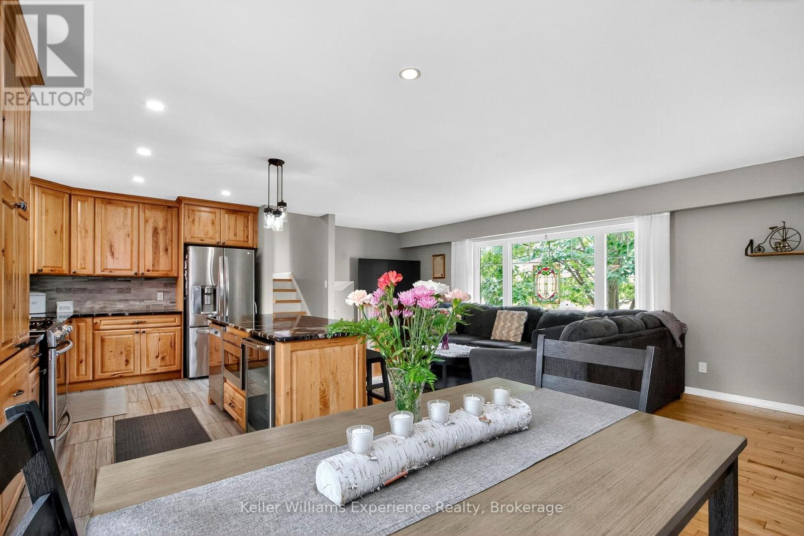 Photo 9 of 1128 Edgar Court, Midland ON
