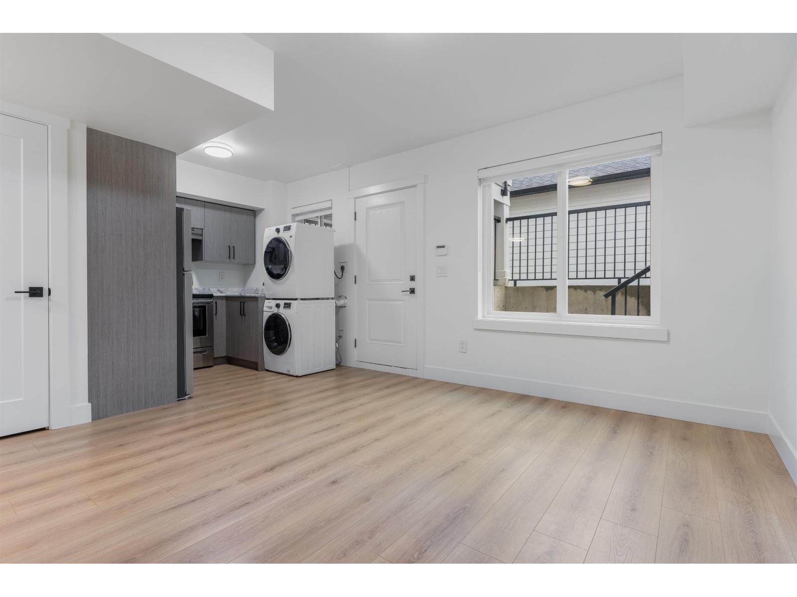 Photo 31 of 16790 20 A Avenue, Surrey BC