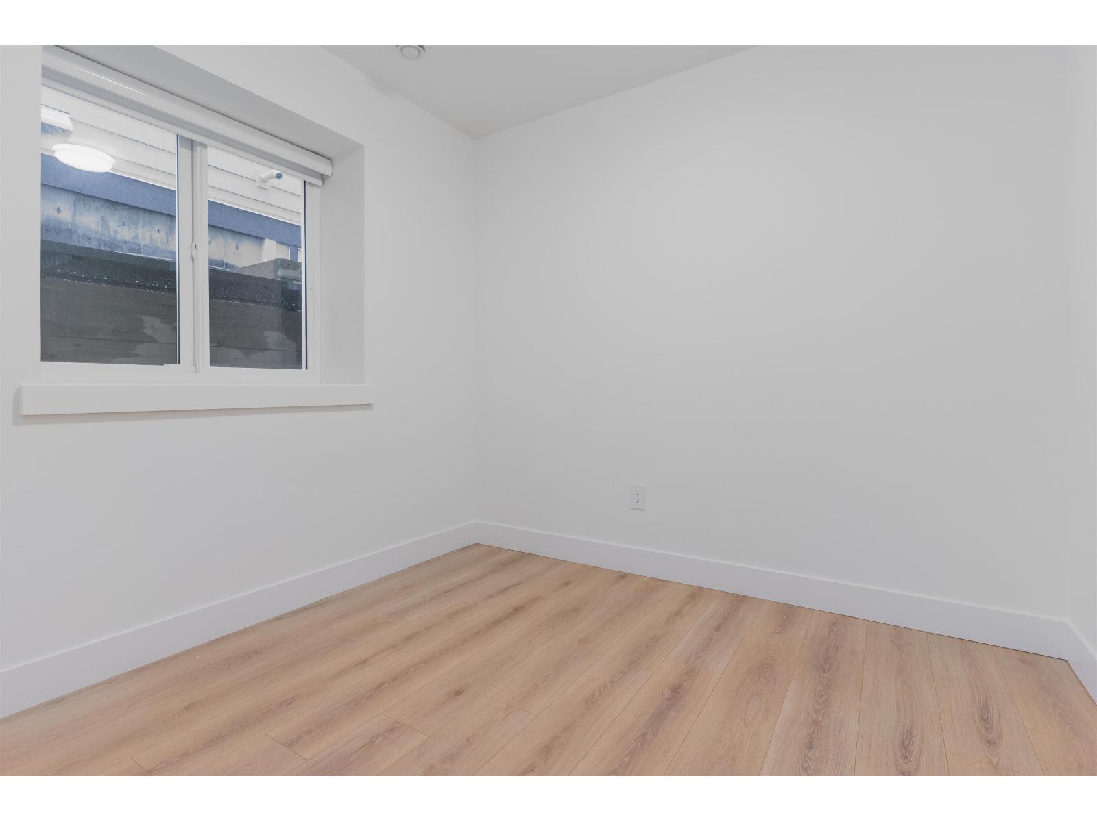 Photo 34 of 16790 20 A Avenue, Surrey BC