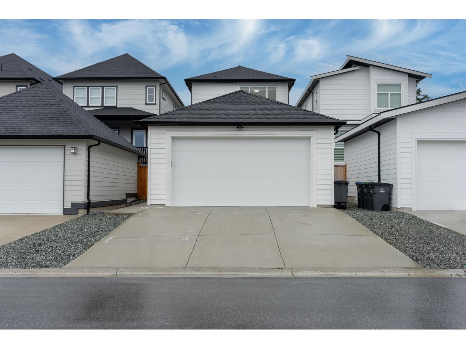 Photo 39 of 16790 20 A Avenue, Surrey BC
