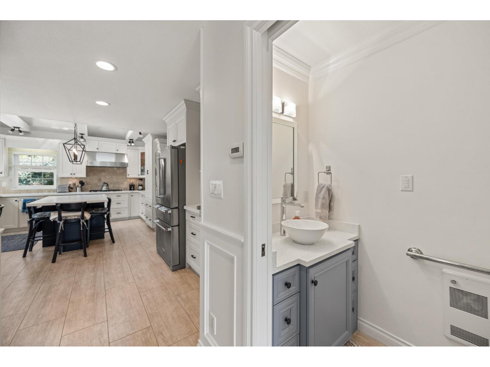Photo 10 of 5982 243 Street, Langley BC