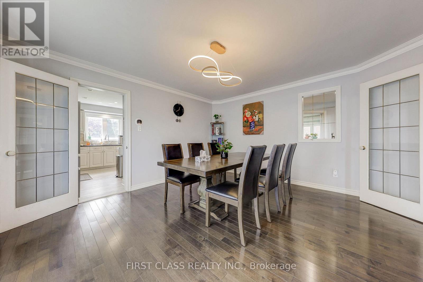 Photo 15 of 449 Alex Doner Drive, Newmarket ON