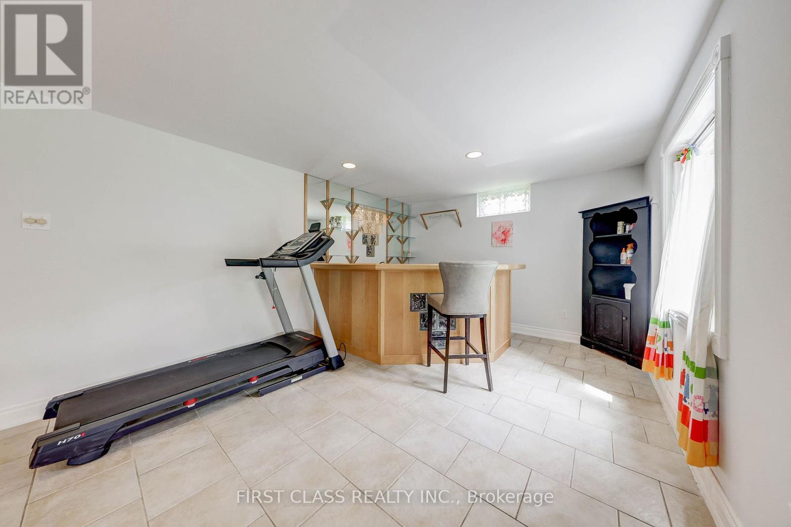 Photo 36 of 449 Alex Doner Drive, Newmarket ON