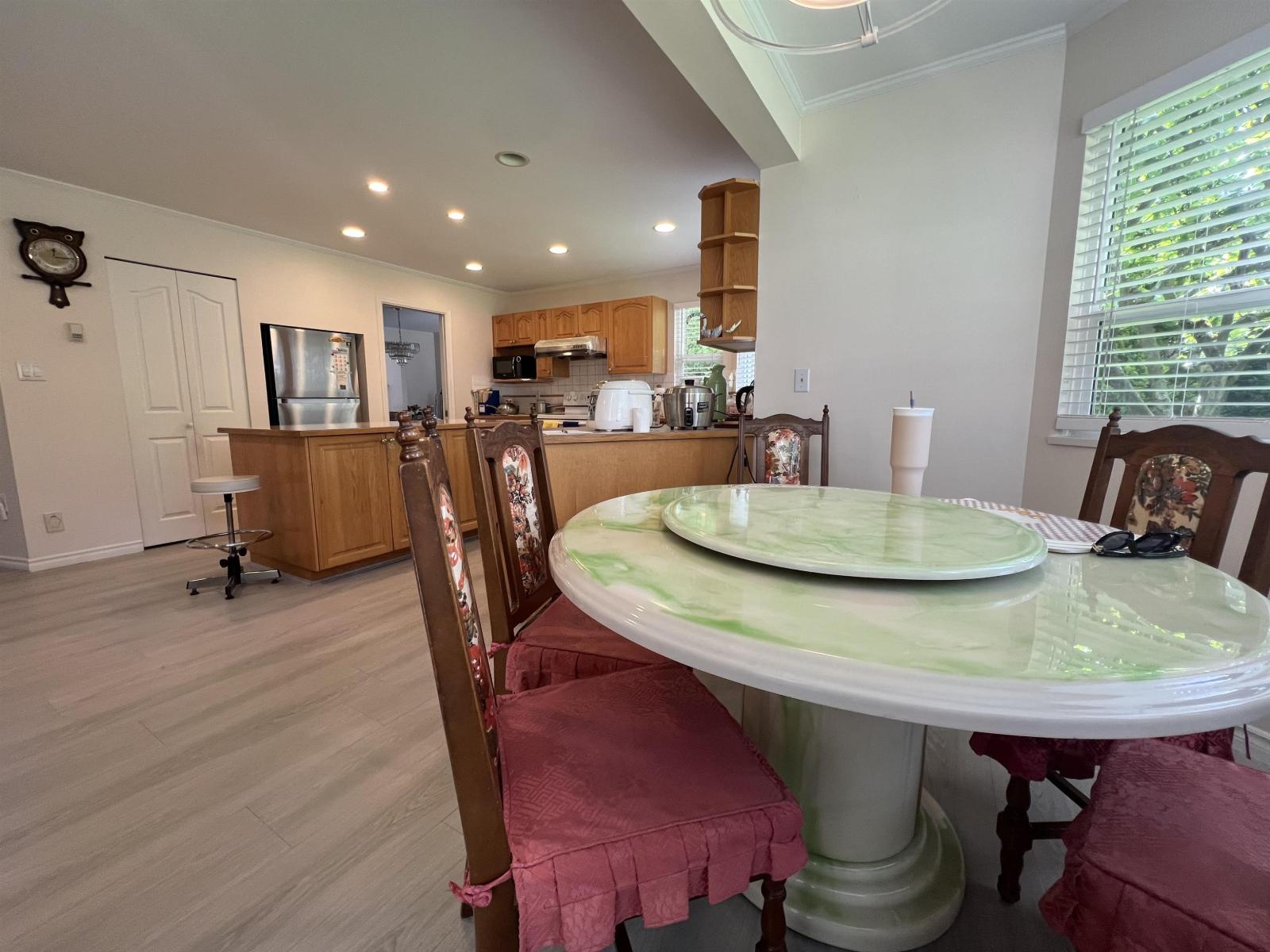 Photo 8 of 2199 152 A Street, Surrey BC