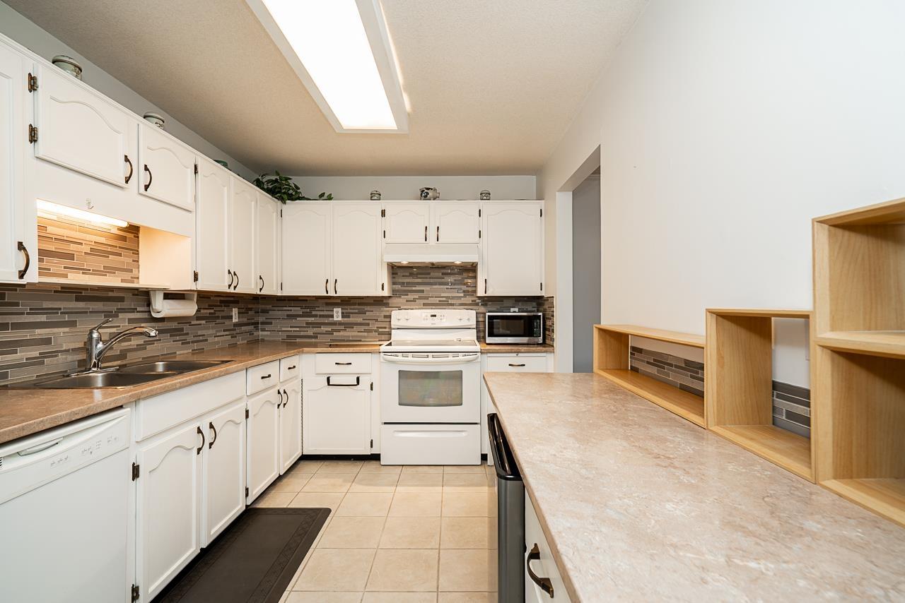 Photo 10 of 108 31850 Union Avenue, Abbotsford BC