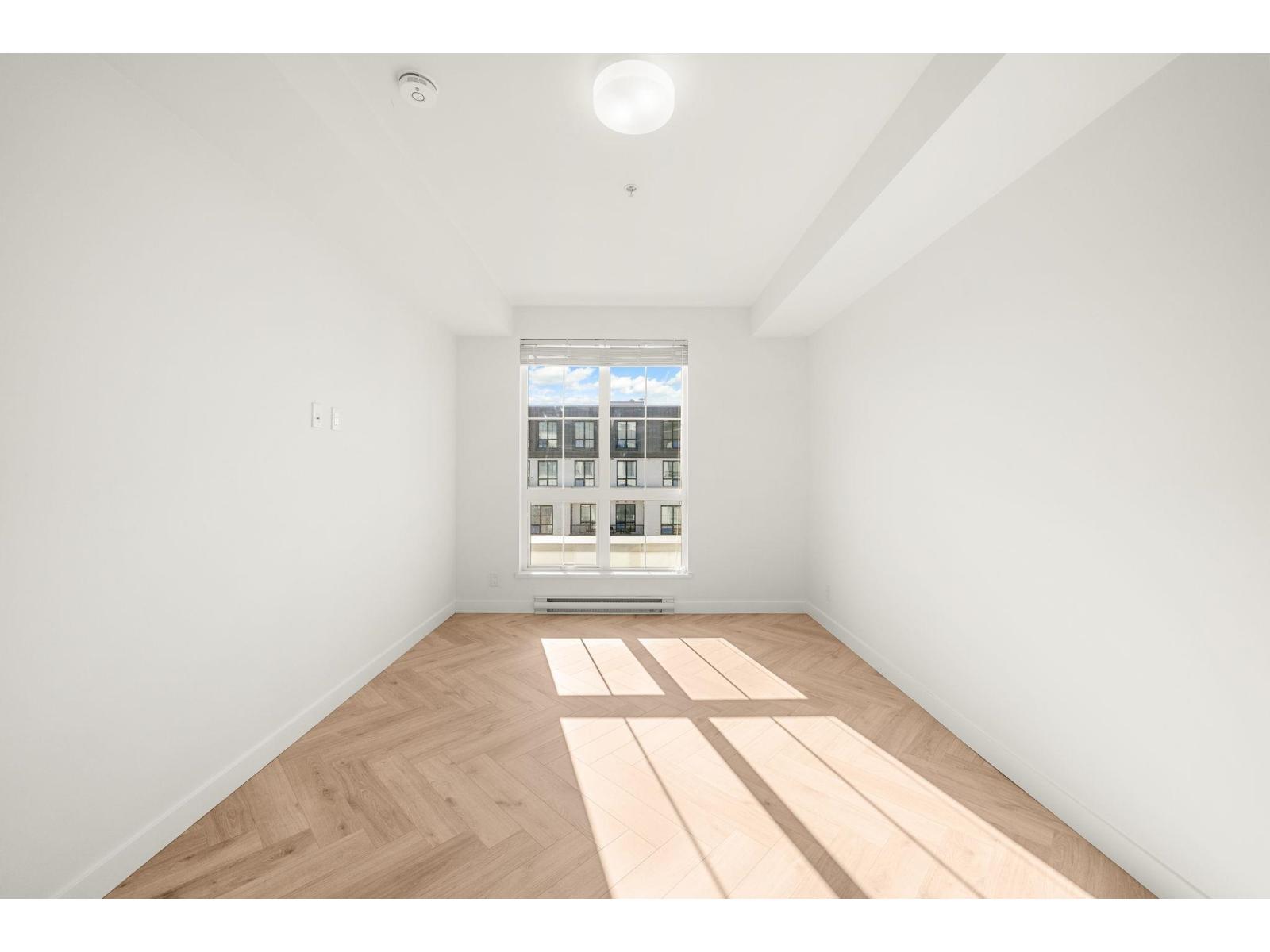 Photo 14 of 504 8353 200 A Street, Langley BC