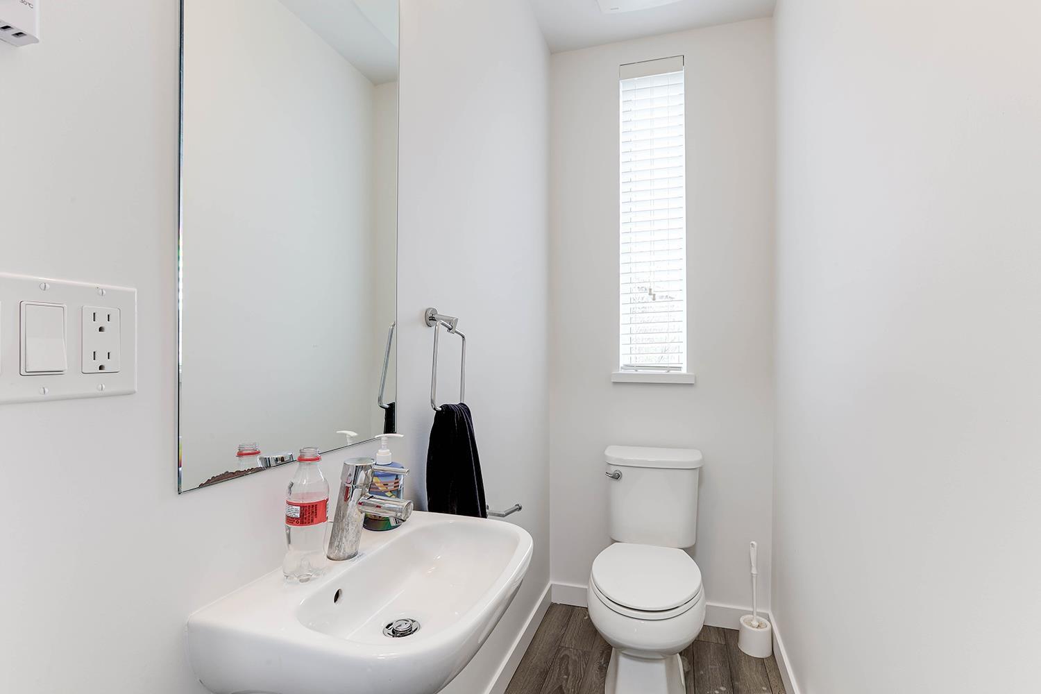 Photo 19 of 32 13636 81 A Avenue, Surrey BC