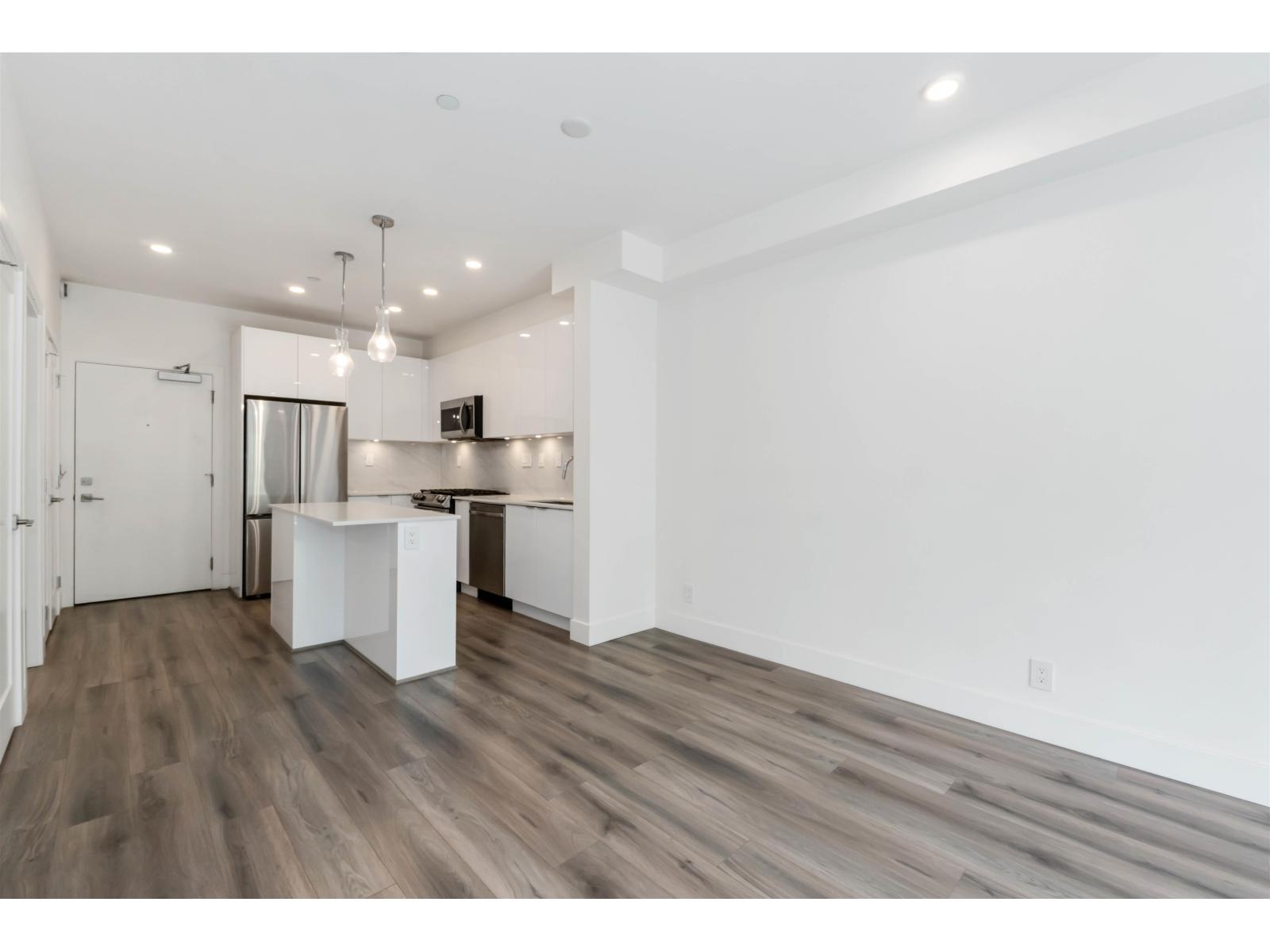 Photo 9 of A 307 8447 202 Street, Langley BC