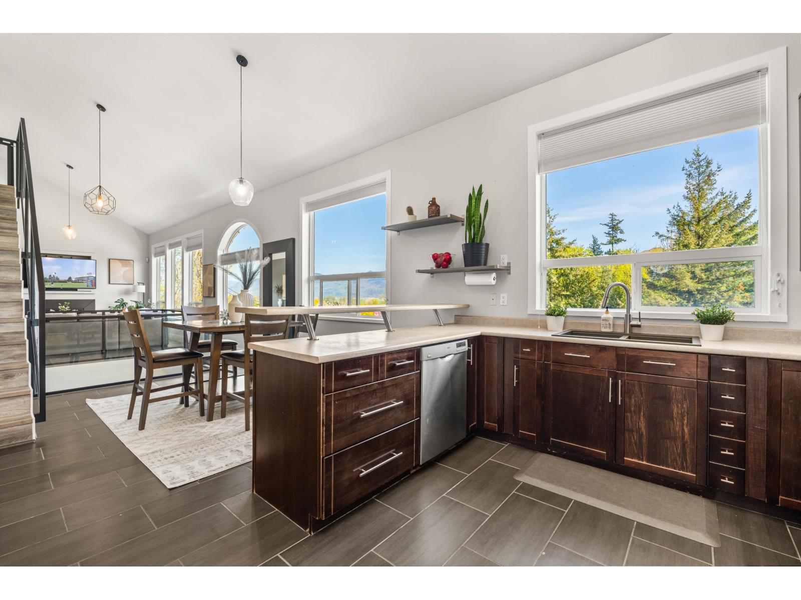 Photo 3 of 36047 Old Yale Road, Abbotsford BC