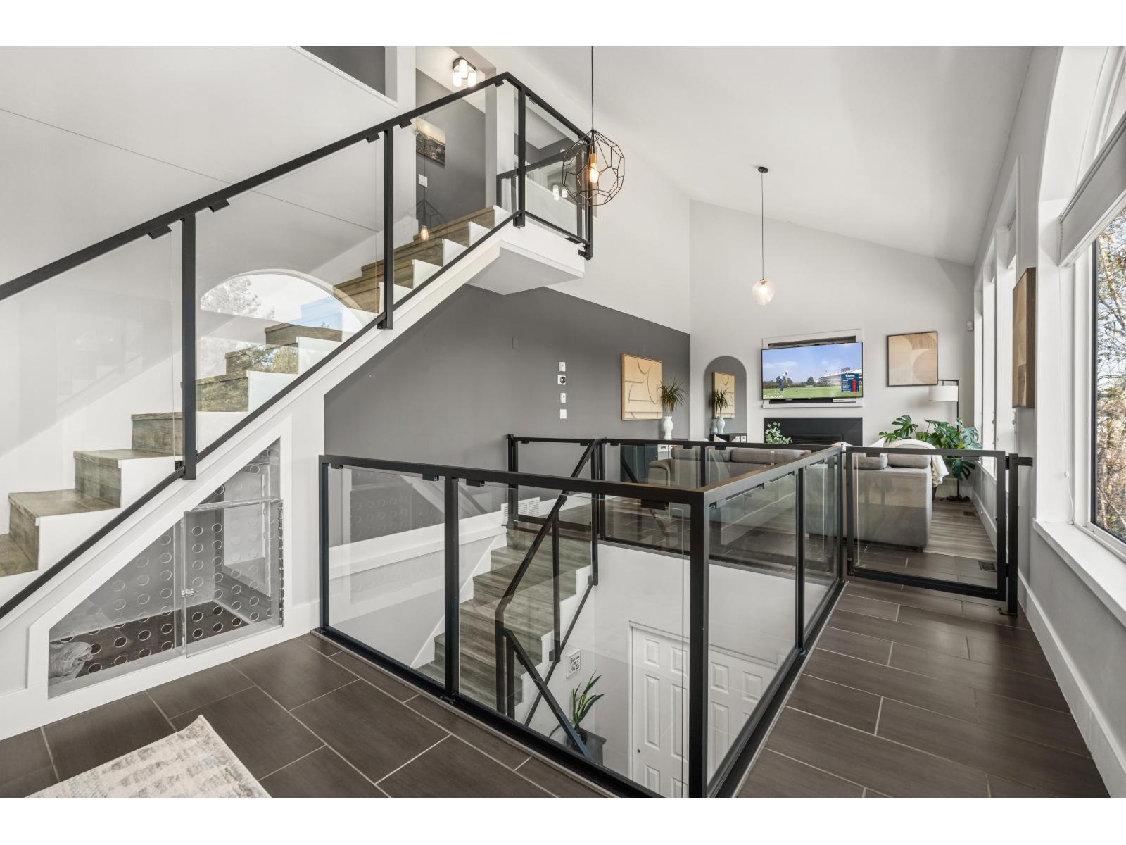Photo 4 of 36047 Old Yale Road, Abbotsford BC
