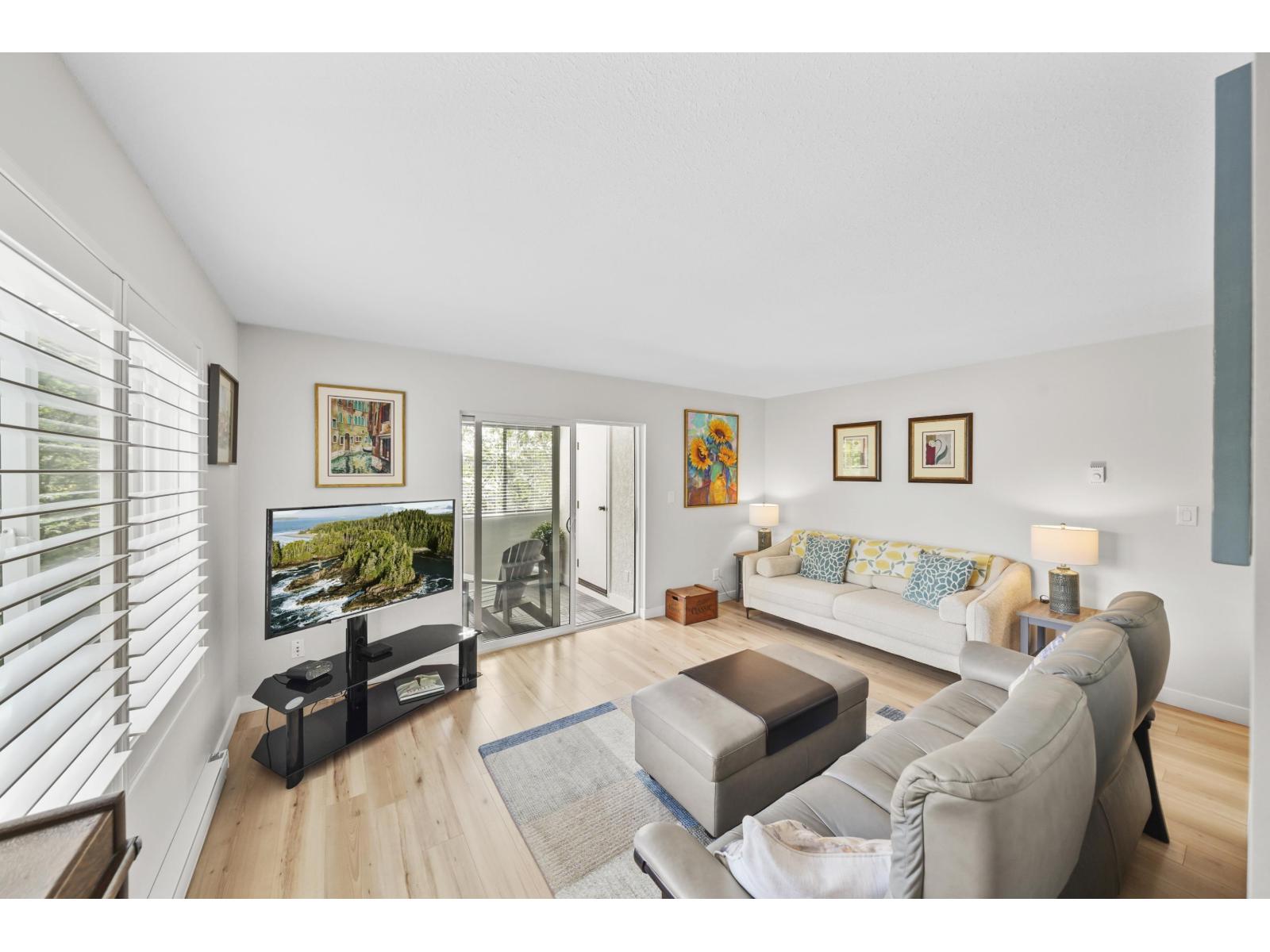Photo 11 of 206 1531 Merklin Street, White Rock BC