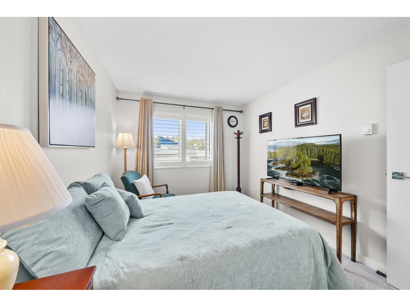 Photo 32 of 206 1531 Merklin Street, White Rock BC