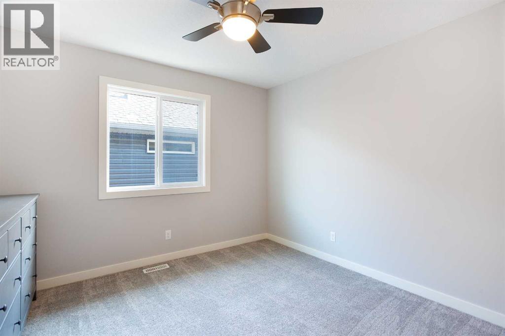 Photo 17 of 322 Evanston Way Nw, Calgary AB