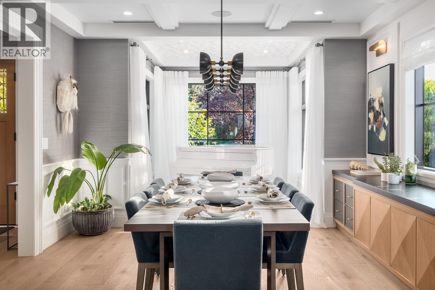 Photo 7 of 2023 W 36th Avenue, Vancouver BC