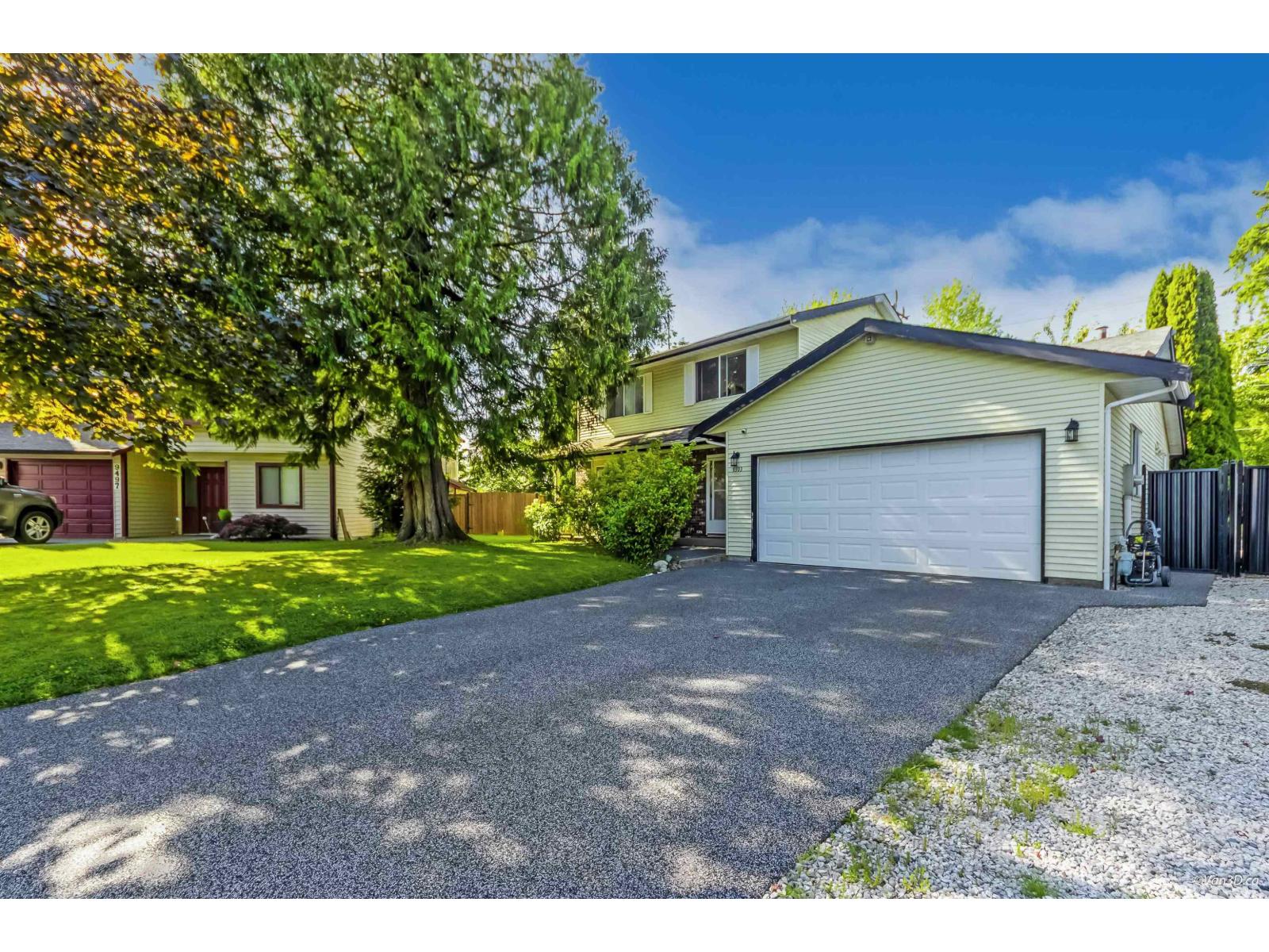 Photo 30 of 9503 205 A Street, Langley BC
