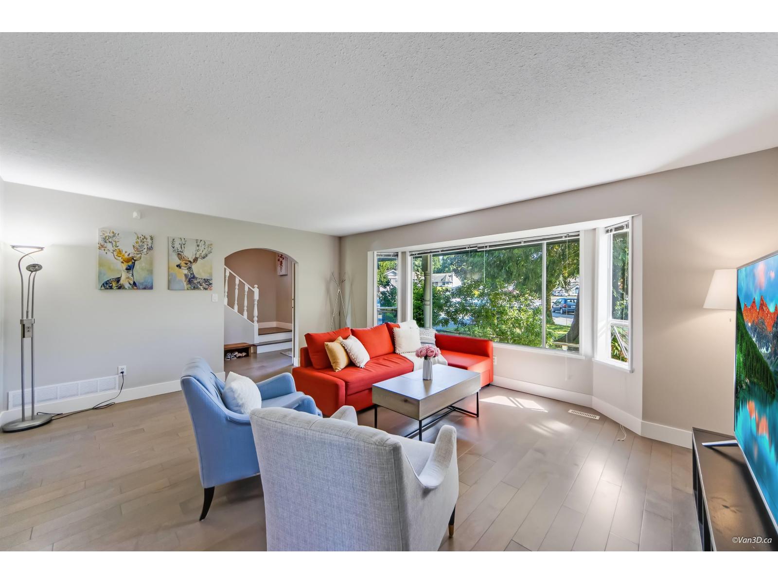 Photo 4 of 9503 205 A Street, Langley BC