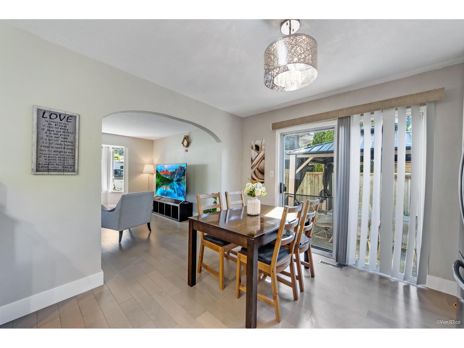 Photo 6 of 9503 205 A Street, Langley BC