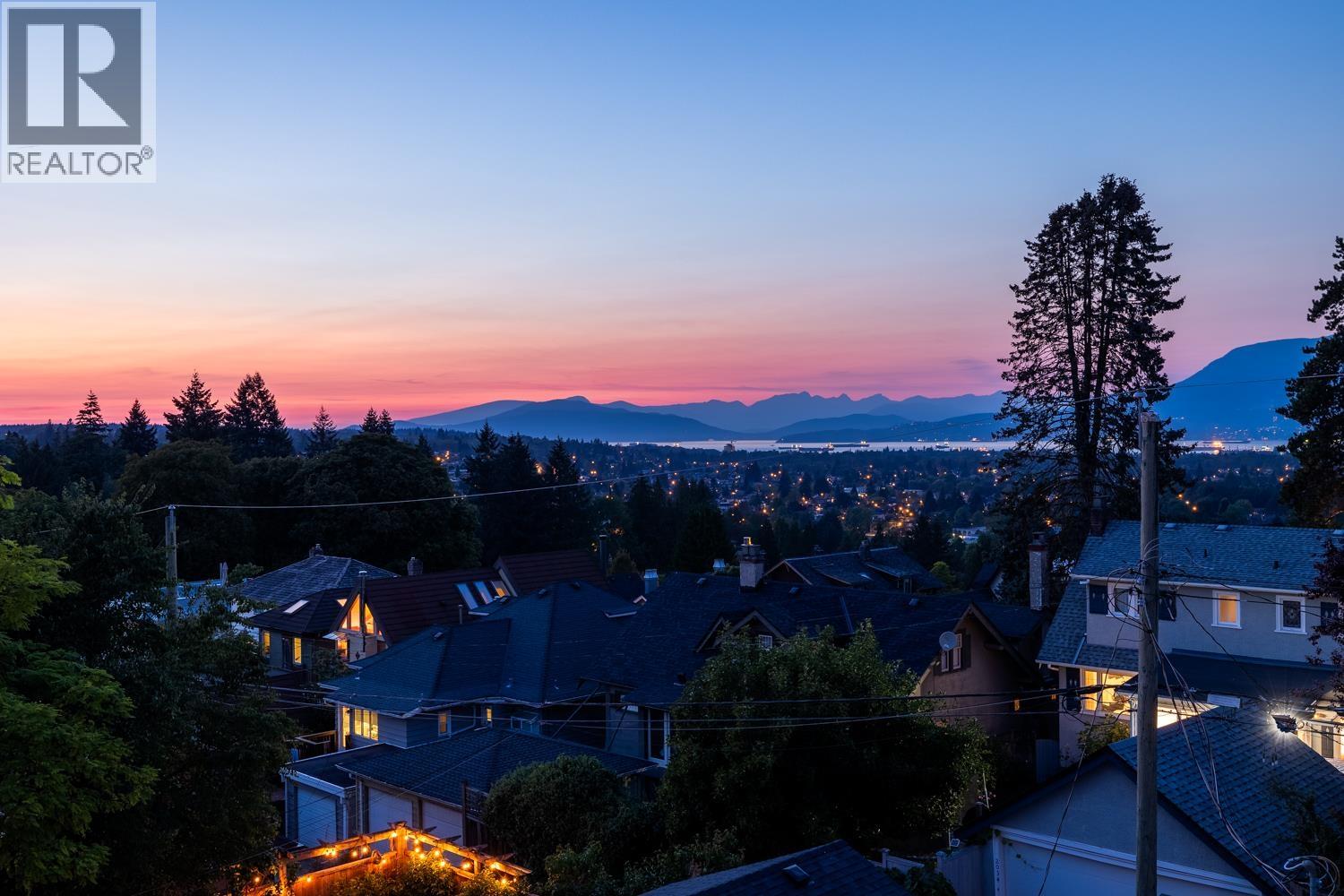 Photo 34 of 2023 W 36th Avenue, Vancouver BC