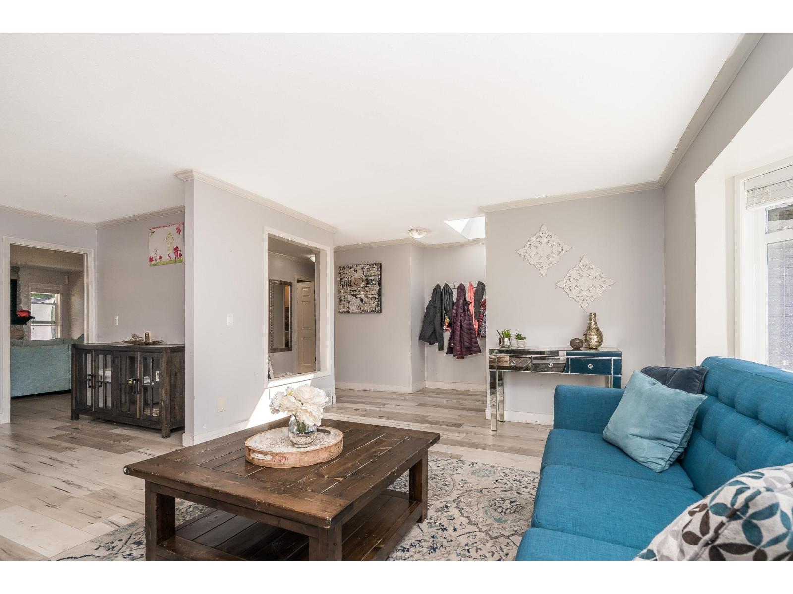 Photo 10 of 12549 21 A Avenue, Surrey BC