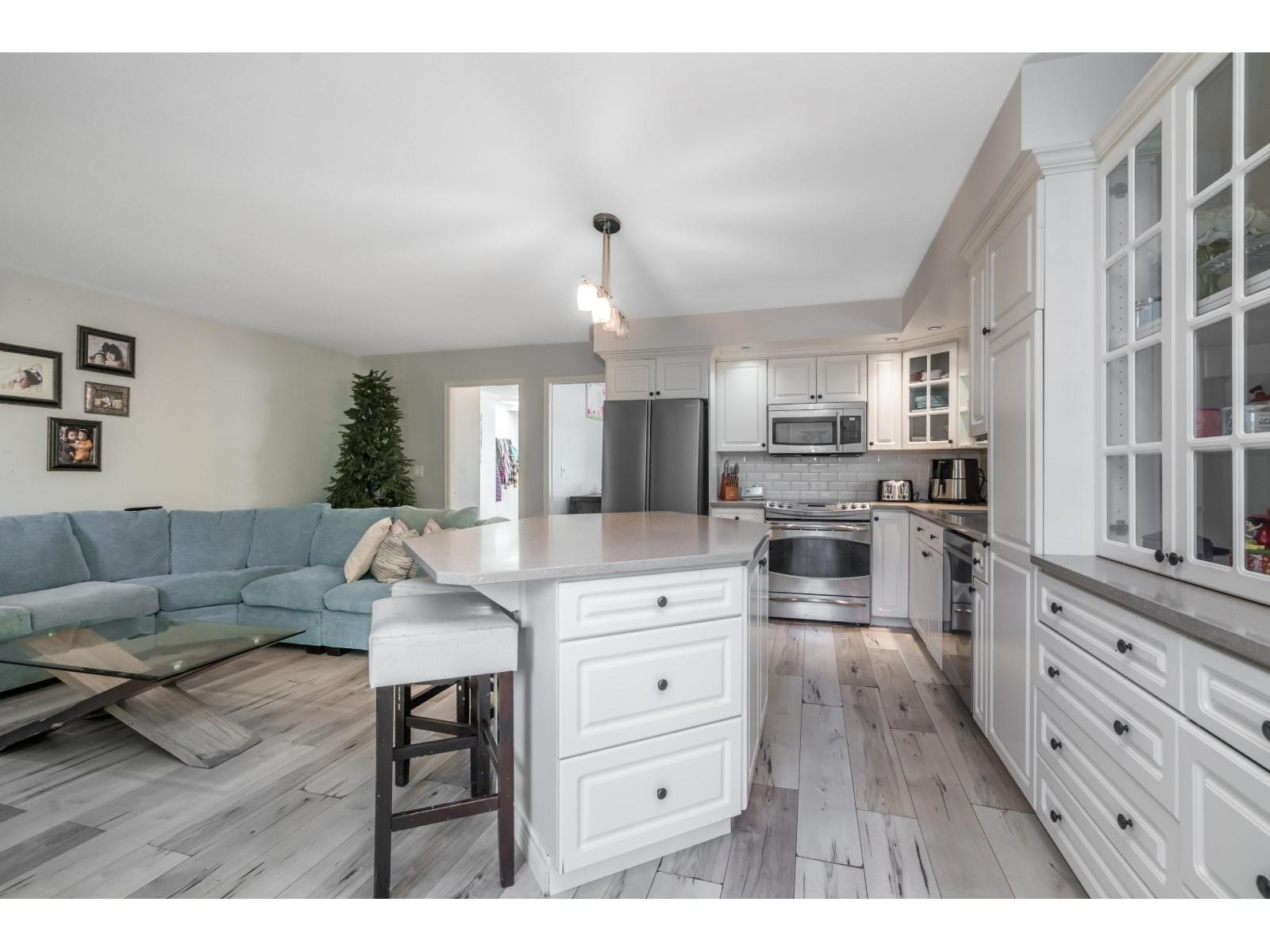 Photo 14 of 12549 21 A Avenue, Surrey BC