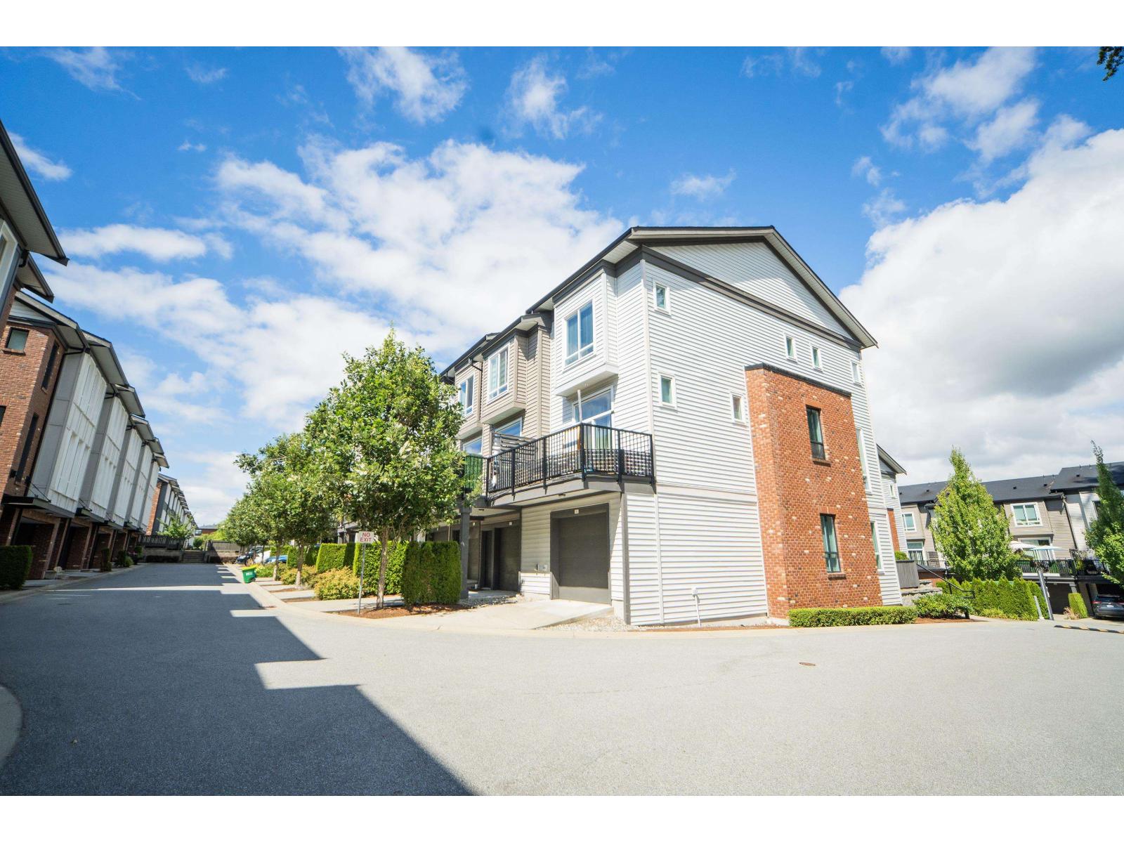 Photo 21 of 58 15898 27 Avenue, Surrey BC