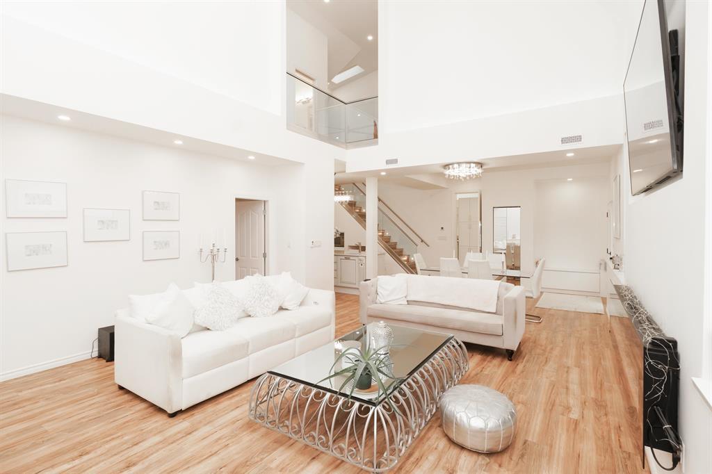 Photo 1 of 12468 Carr Street, Mission BC