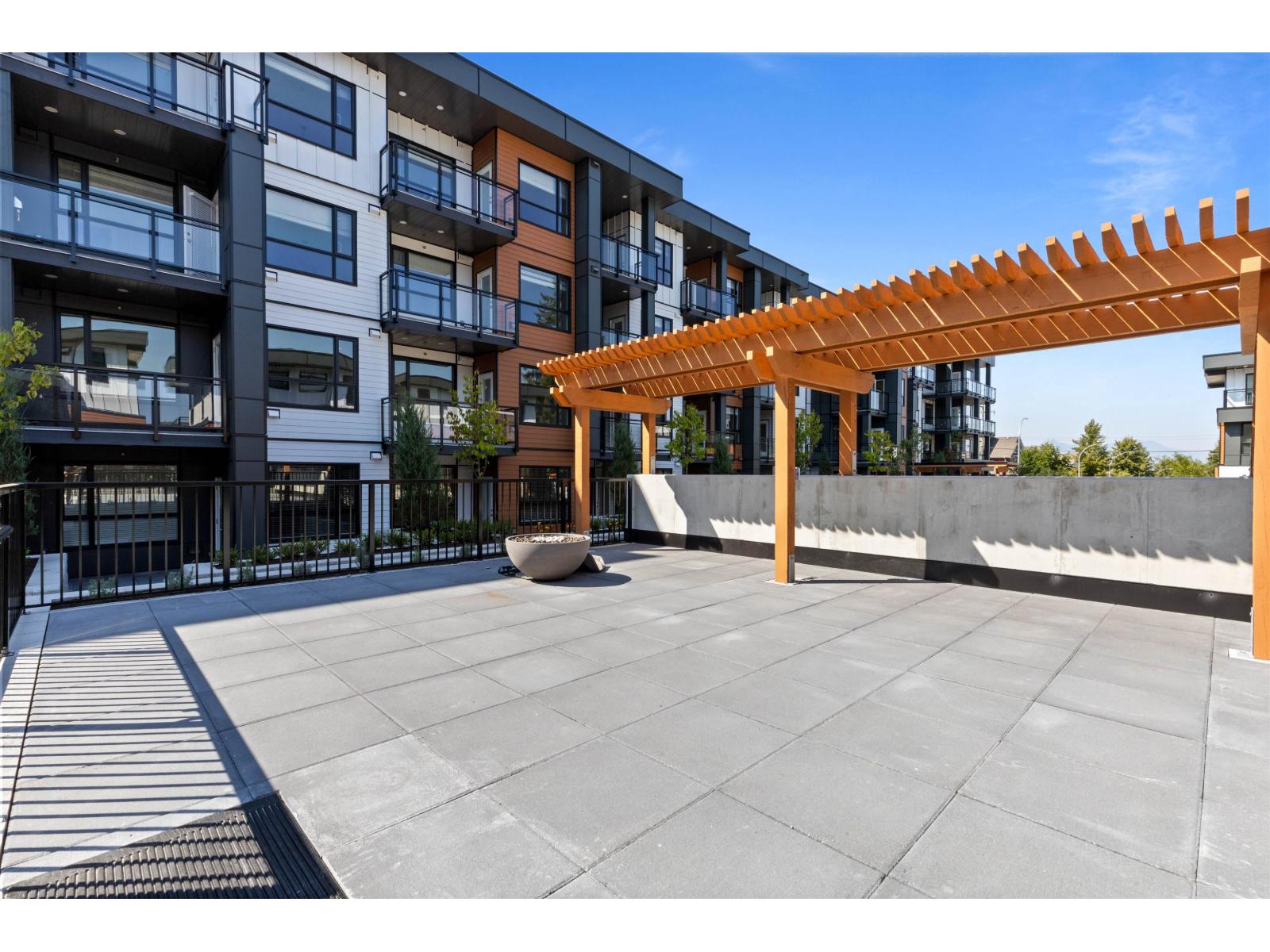 Photo 22 of 414 20932 83 Avenue, Langley BC