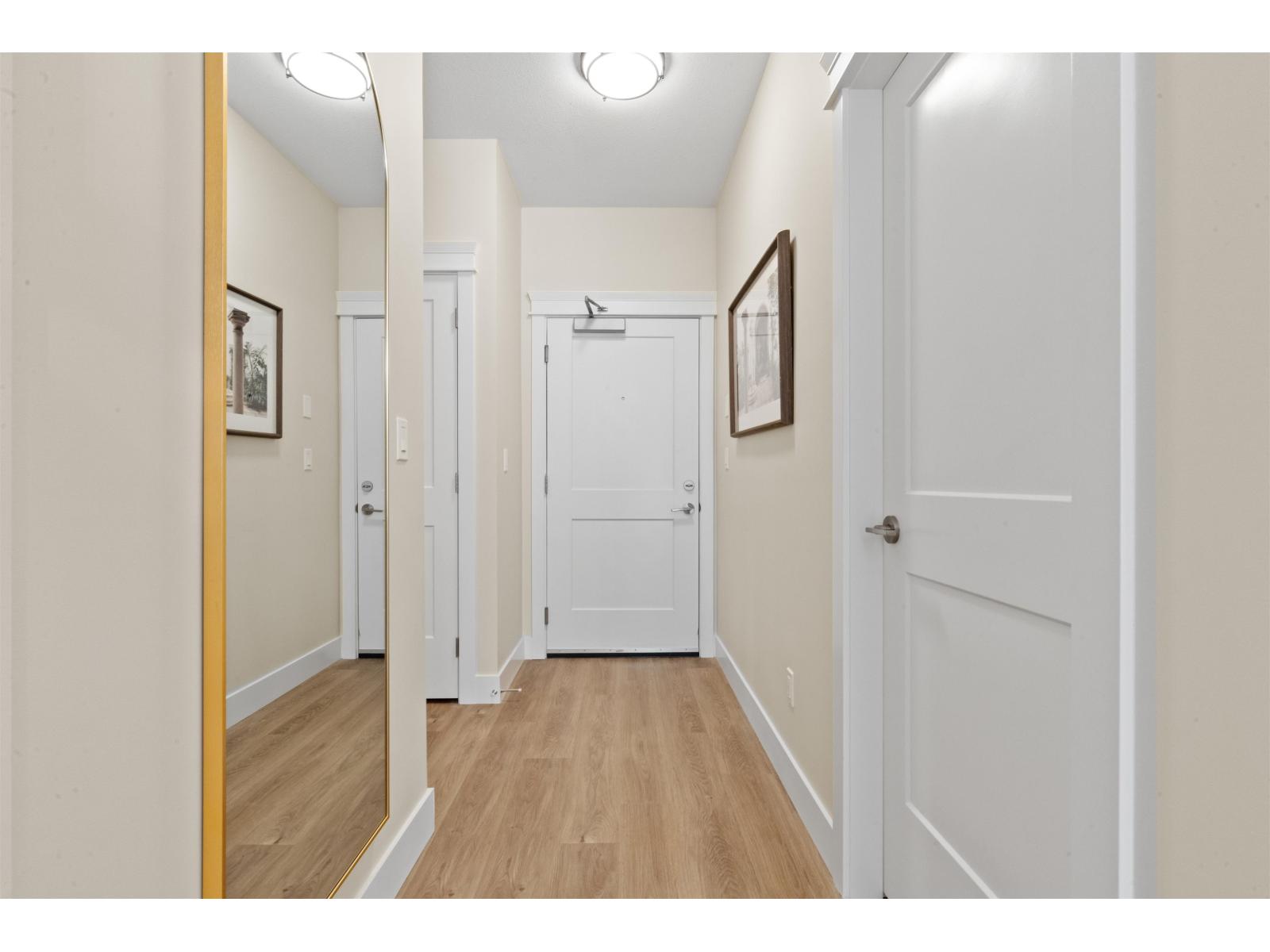 Photo 5 of 414 20932 83 Avenue, Langley BC