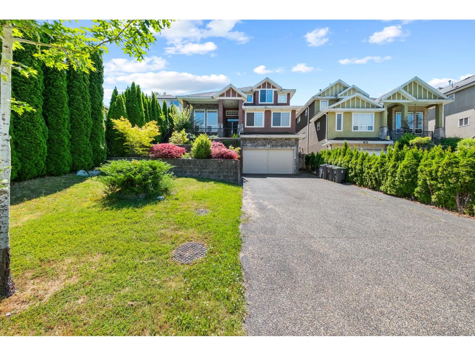 Photo 3 of 14498 78 Avenue, Surrey BC